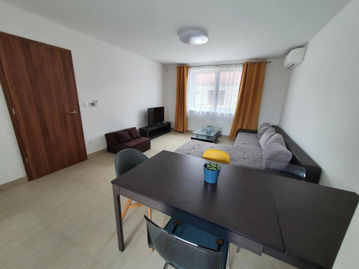 Apartmány Pasohlávky Esterno foto